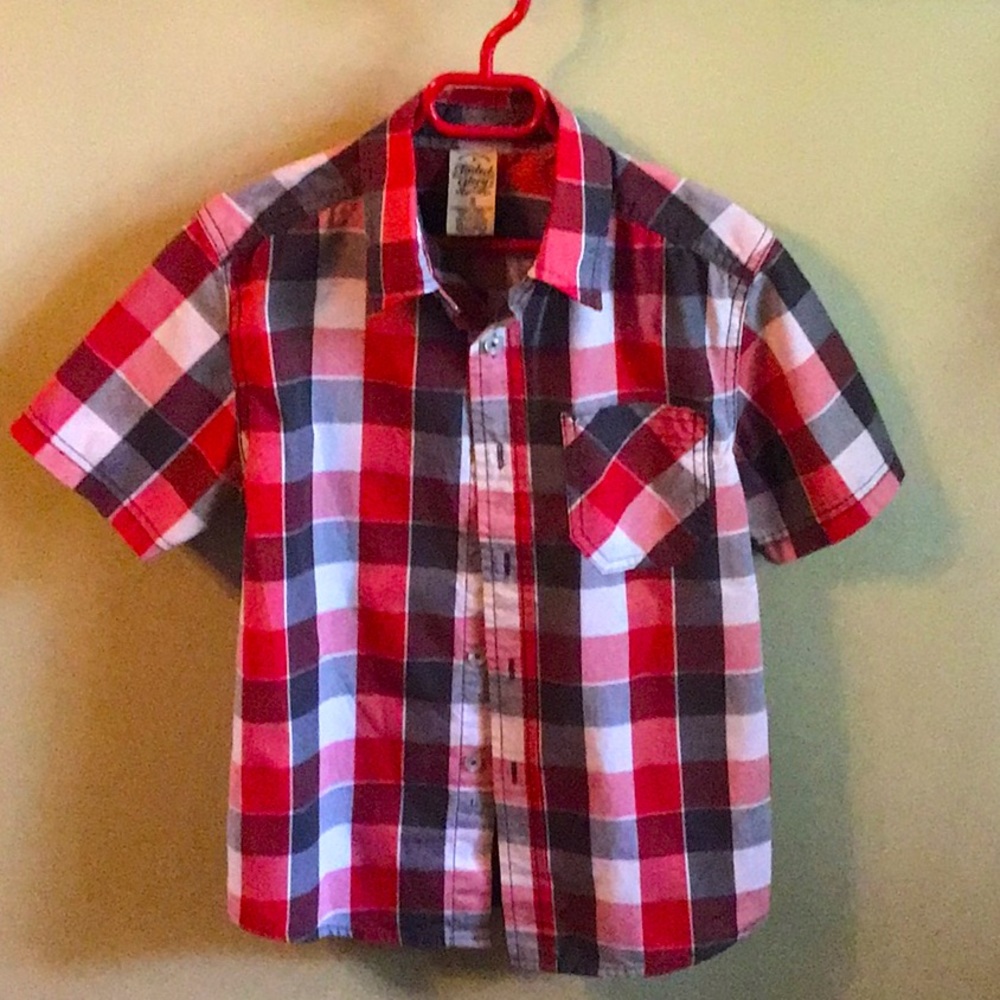 Faded Glory RED WHITE AND BLUE short sleeve shirt Size 8